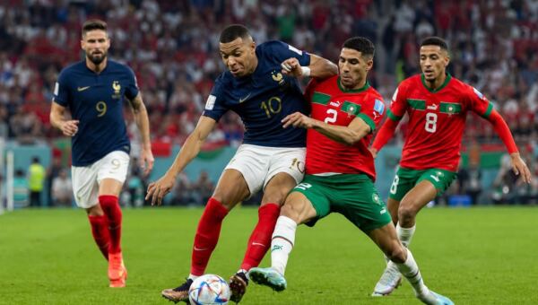 Fotbalový souboj: Francie vs Maroko – kdo ovládne hřiště?