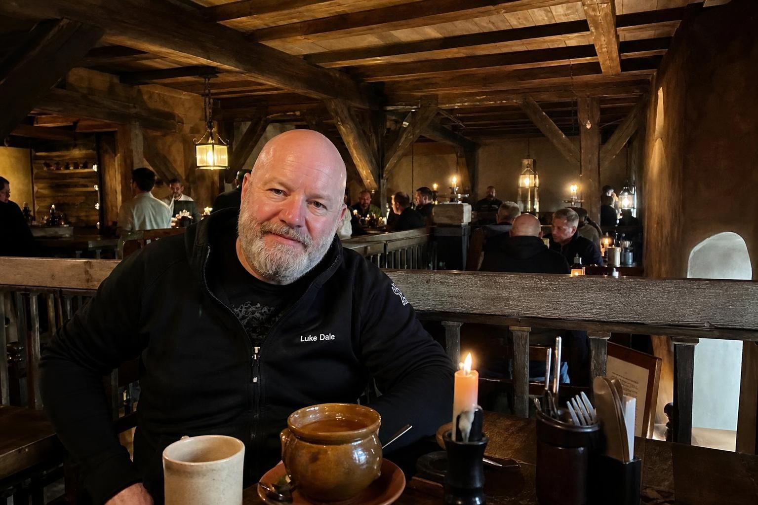 hvězda hry kingdom come: deliverance otevírá autentický středověký bar, kde můžete zažít atmosféru a pohostinnost jako v dobách středověku.