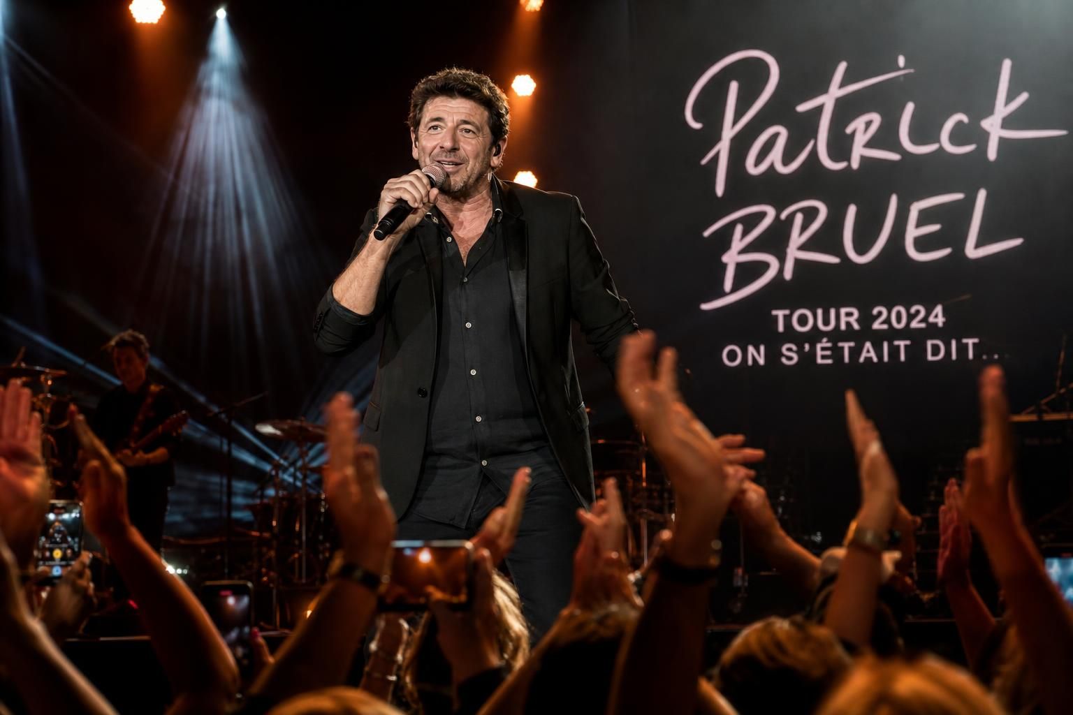 patrick bruel je ikonou francouzské hudby a filmu, známý svým charismatem a nezapomenutelnými hity i hereckými výkony.