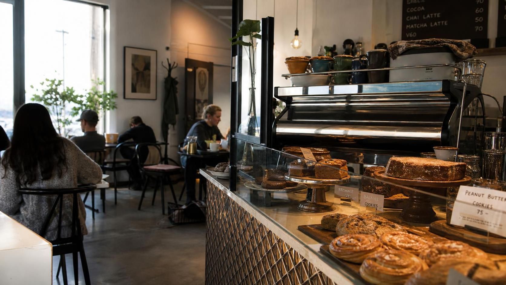 objevte nejlepší veganskou restauraci v praze s chutnými a zdravými rostlinnými pokrmy pro každého milovníka veganství.
