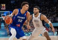 Francie vs USA: Napínavý duel basketbalových gigantů