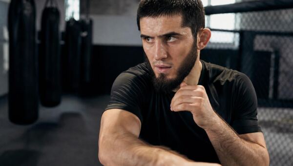 Islam Machačev: Růst fenomenálního bojovníka MMA