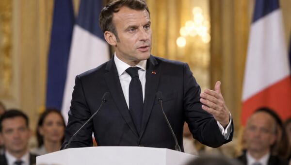 Macron promlouvá: projev francouzského prezidenta